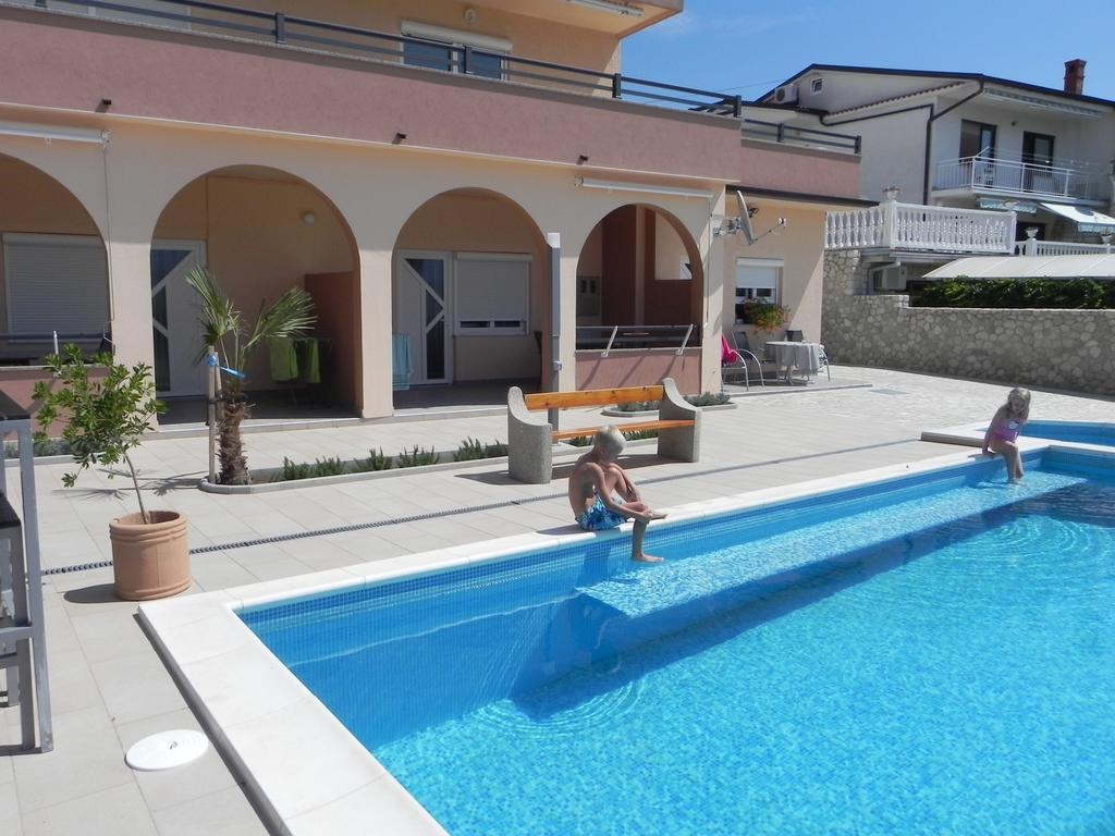 Apartments Antolic Novi Vinodolski Dış mekan fotoğraf